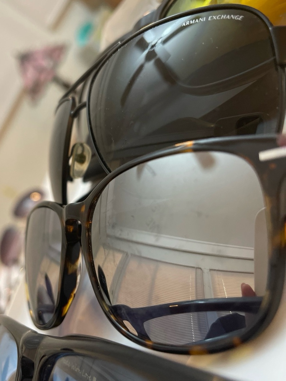 Sunglasses bundle - Picture 4 of 8